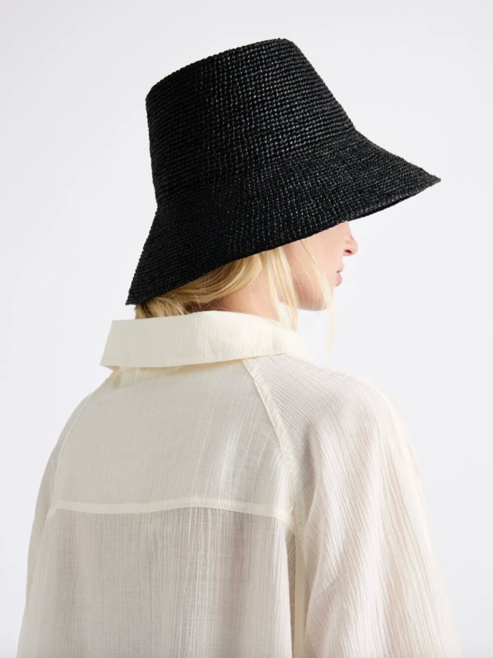 Janessa Leone Felix Bucket Hat Black / L